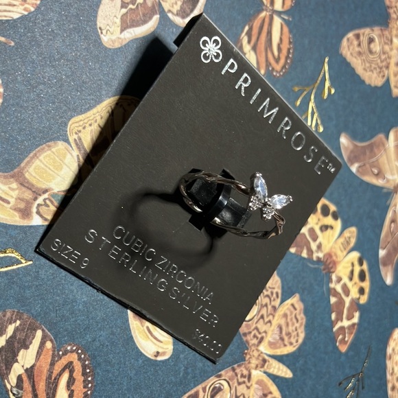 Primrose butterfly ring - Picture 3 of 6